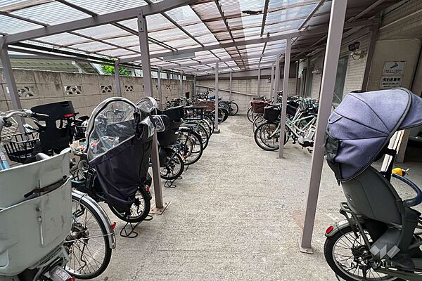 駐輪場・バイク置場