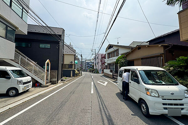 物件の前面道路（南方向へ）［2026年7月21日撮影］