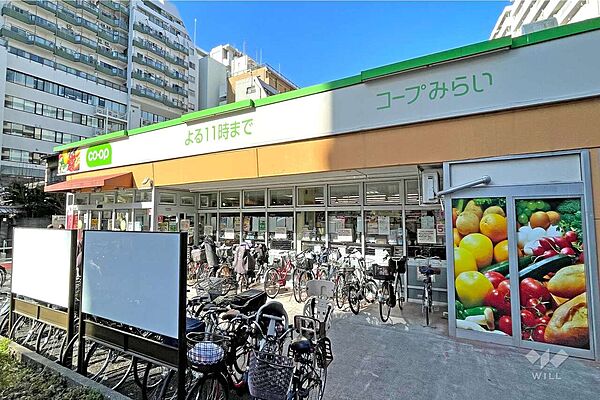 コープ(戸山店)の外観