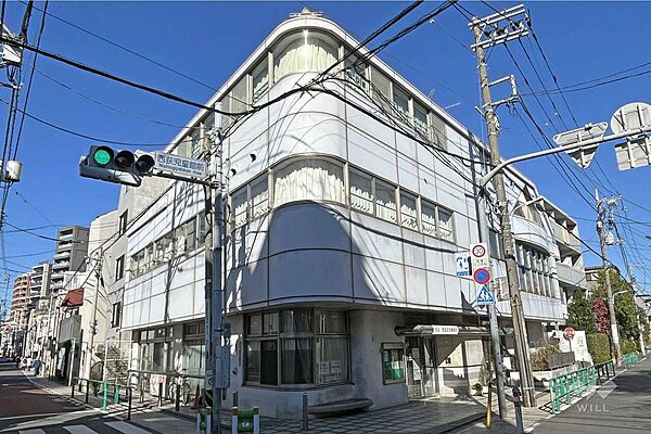 西荻区民事務所の外観