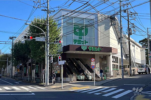 サミットストア(本天沼店)の外観