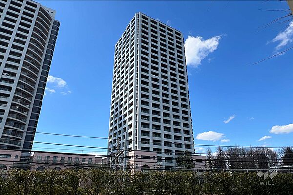 西戸山タワーホウムズノースタワーの外観（南東側から）