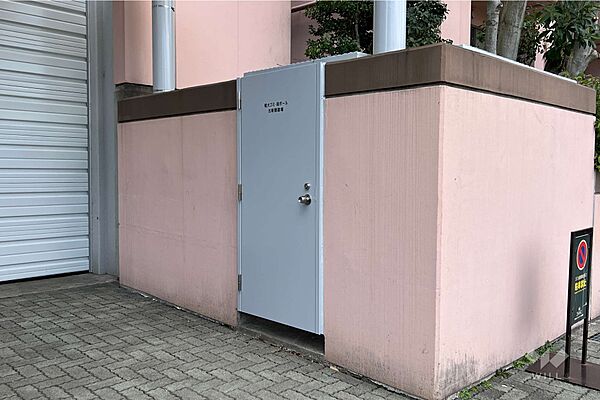 ゴミ置き場