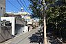 その他：敷地の西側前面道路（南側から）