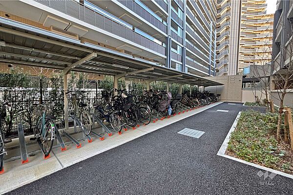 屋外駐輪場