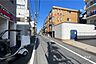 その他：敷地の西側前面道路（南側から）