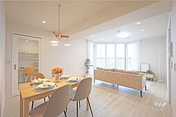 西戸山タワーホウムズセントラルタワー 2SLDKのリビング/ダイニング