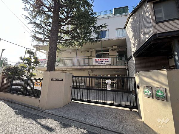 apartment 東京都新宿区原町３丁目84
地図を見る