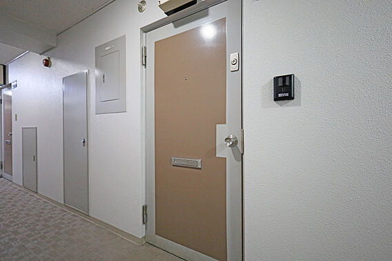 物件の玄関［2...