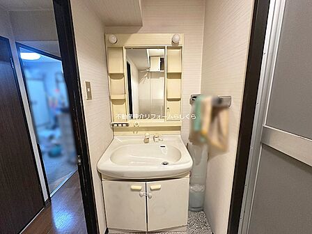 シャワー付き洗面台