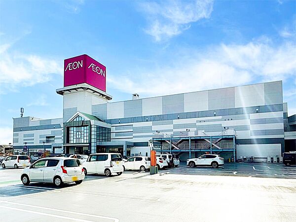 イオン瀬戸みずの店（608m）