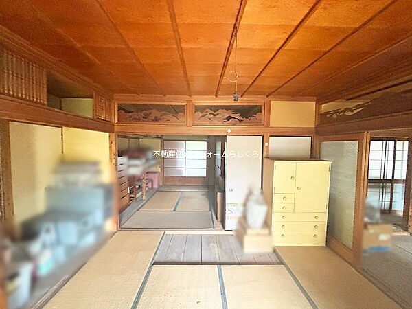 続き和室は襖を開けて最大20帖に