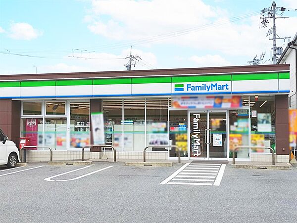 ファミリーマート　尾張旭桜ケ丘店（1540m）