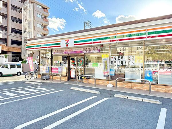 セブンイレブン 名古屋上社4丁目店（611m）
