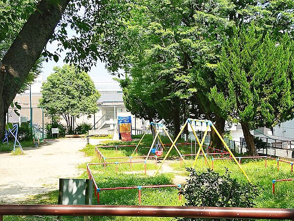 西一社第四公園（249m）