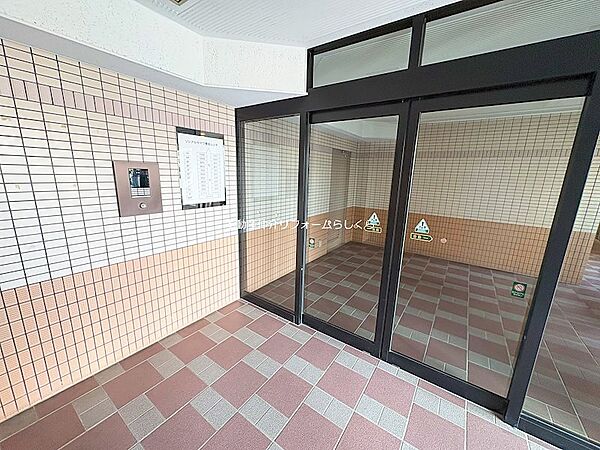 オートロックのため防犯面も安心
