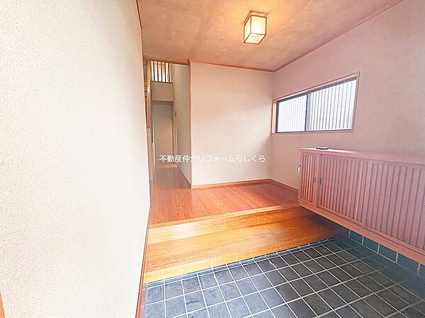 広々とした玄関です