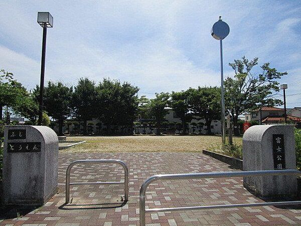 富士公園 60m