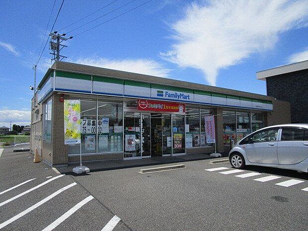 ファミリーマート一宮ゆぎおろし店 400m
