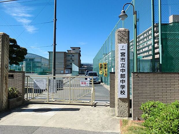 中部中学校 1000m