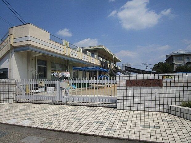 篭屋保育園 290m