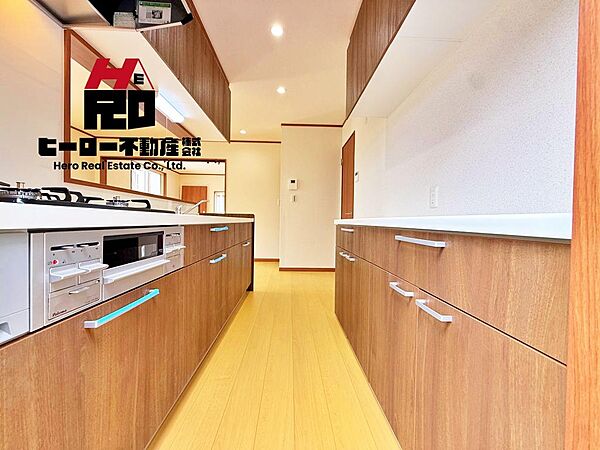 「ご案内」・「詳細な資料」のご請求はお気軽にどうぞ♪※お電話の場合：TEL　027-289-3223※メールの場合：info@hero-f.com売買専門のヒーロー不動産へおまかせください！！