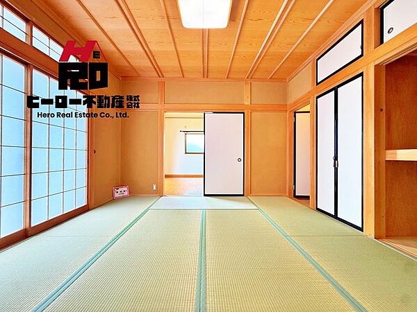 ◆住宅ローンもお任せください！色々な銀行からお客様に合った銀行をご提案いたします！！物件に関しての詳細は「不動産キャリア２０年」以上の私がお伝えします！素敵なマイホームを一緒に見つけましょう♪　　　　