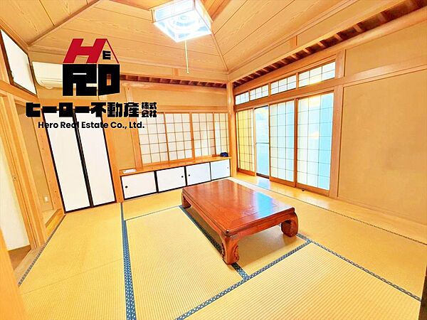 住宅ローンに不安があり住宅購入に踏み切れなかったA様は、当社の助言で希望のエリアと予算で中古住宅を購入し、さらにリフォームで理想の住まいに仕上げました。当社では豊富な経験から最適な提案をします。