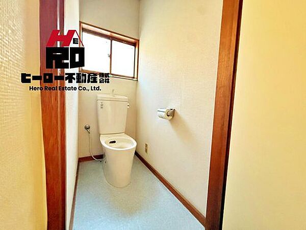 寛ぎだけではない、快適な生活を送る為に必要なものです。毎日使う場所だから、より快適な空間に仕上げられています。もちろん、2階にトイレがございます。朝の忙しい時間帯も待たずにすみそうですね♪