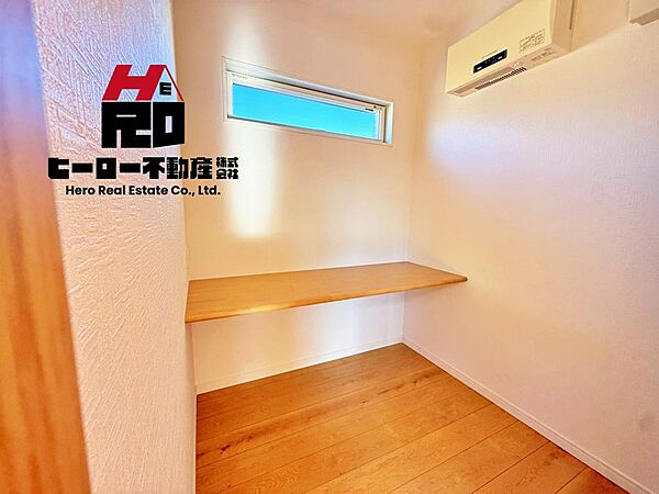 初めての家購入は大きな決断。ヒーロー不動産は、住宅ローン相談から物件探し、契約まで全プロセスを手厚くサポートし、お客様の不安や疑問を解消します。理想の住まい実現に向けた具体的なサポートをご紹介します。