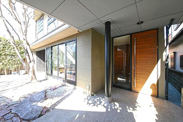 外観：339000049730