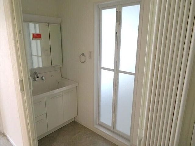 洗面 ＼高知市鴨部　アーネスト晴美台／ 3階/-