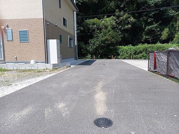 北側道路　東から西