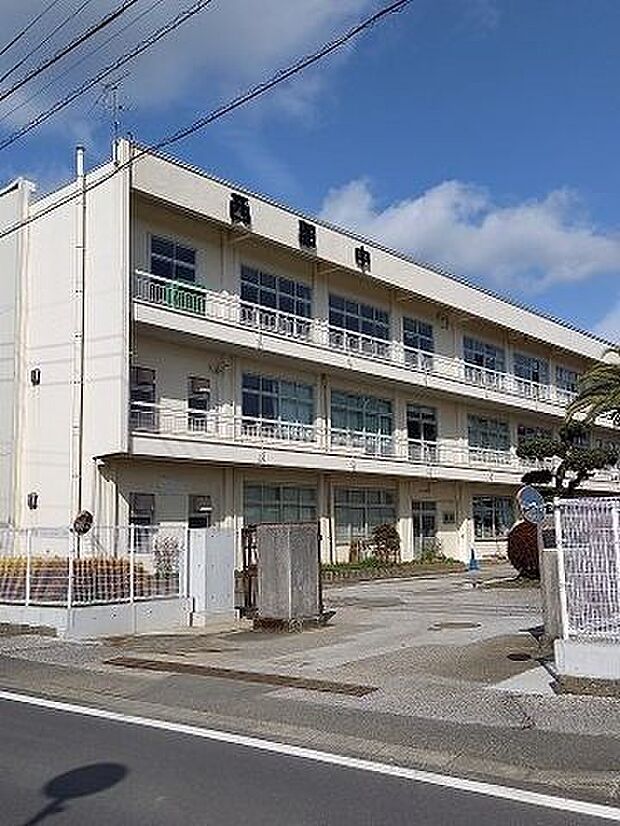 高知市立西部中学校 市立西部中学校 2000m
