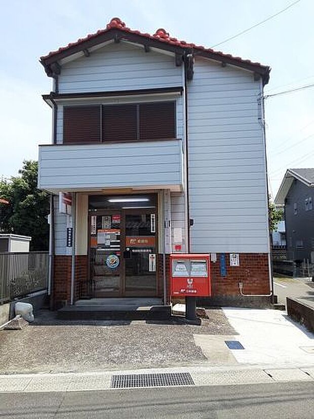 鴨部簡易郵便局鴨部簡易郵便局 550m