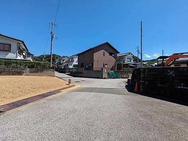 前面道路含む現地写真