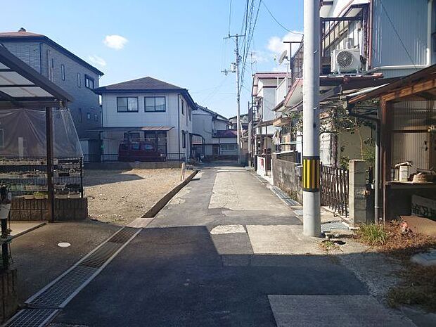 前面道路含む現地写真
