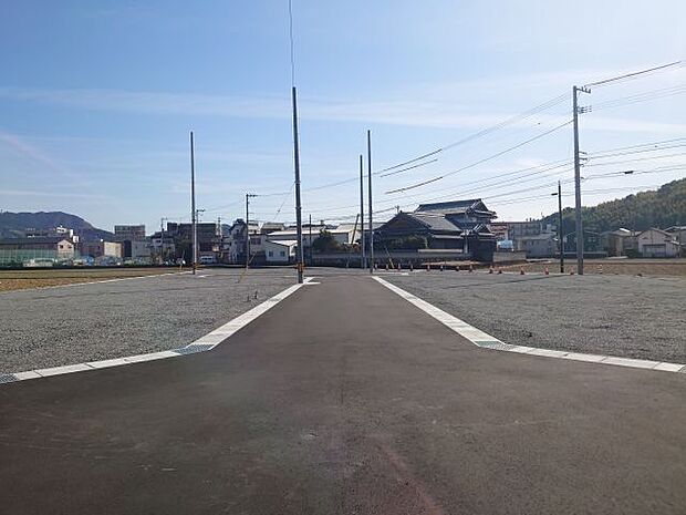 前面道路含む現地写真