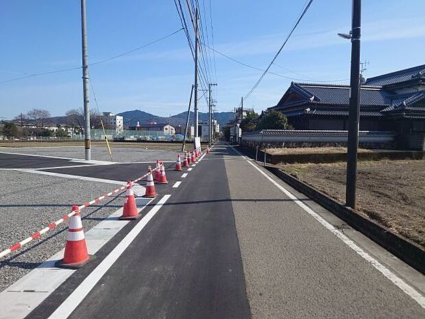 前面道路含む現地写真