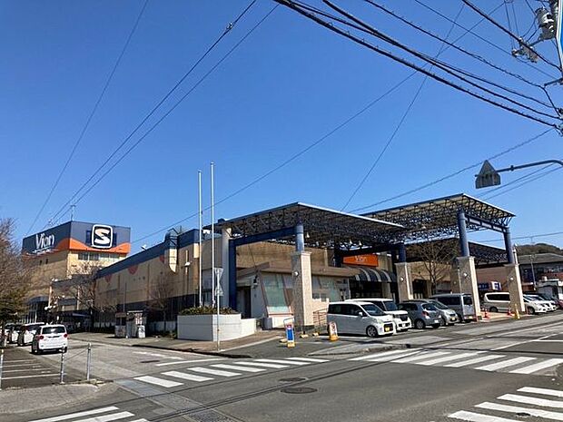 サンシャイン ヴィアン店 550m