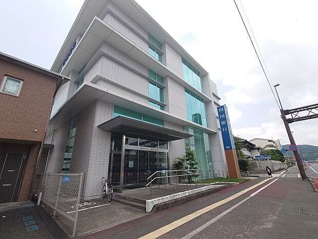 四国銀行 潮江支店 550m