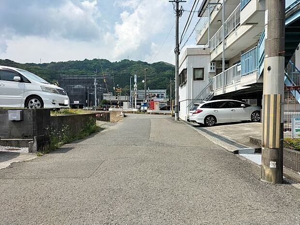 東側道路 南から北方向