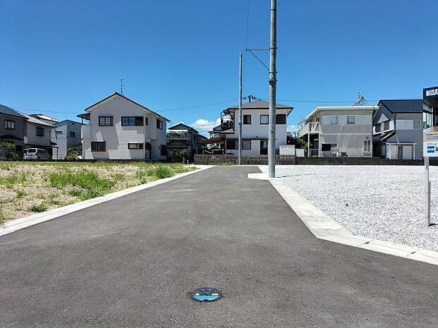 北側道路 東から西方向