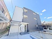 大和小泉駅より徒歩9分 1階 築1年8ヶ月の賃貸物件