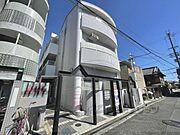 近鉄郡山駅より徒歩6分 2階 築36年10ヶ月の賃貸物件