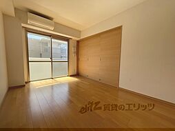 グレイスピア中西 202 2階1LDKのリビング/ダイニング