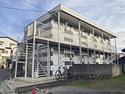 富雄駅より徒歩10分 2階 築22年の賃貸物件