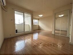 シャトーヒルズ 2階1LDKのリビング/ダイニング