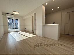 ライズ 110 1階1LDKのリビング/ダイニング