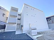 近鉄郡山駅より徒歩9分 2階 築1年8ヶ月の賃貸物件